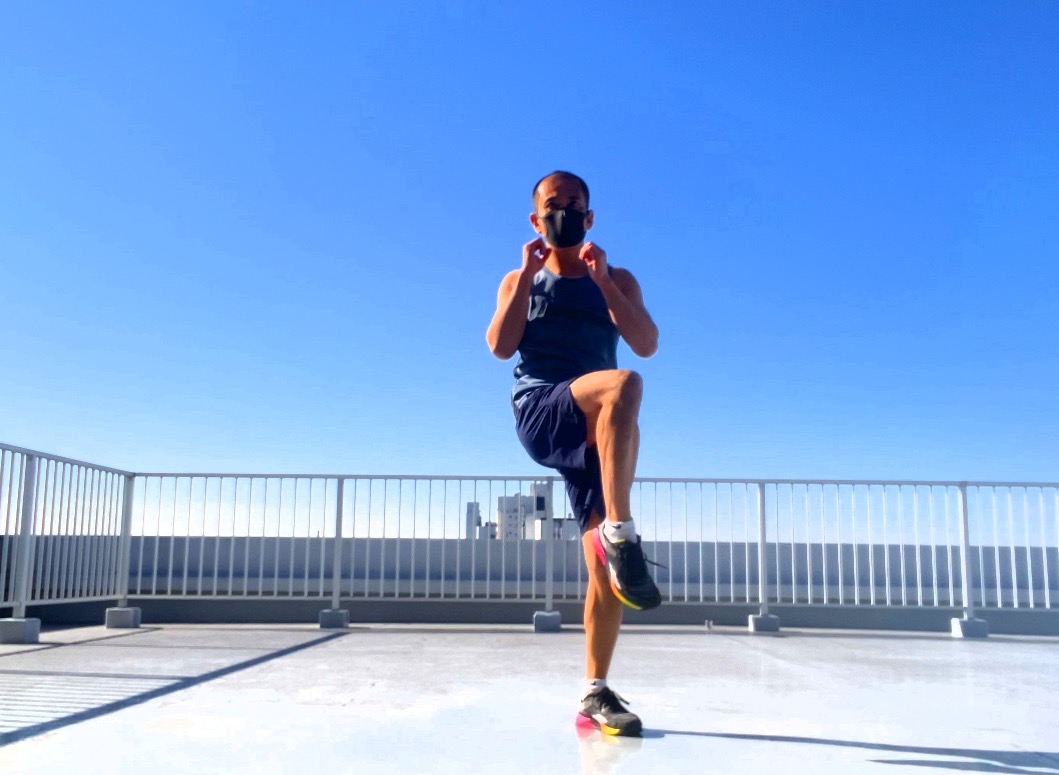 ボディコンバット,レスミルズ,レスミルズインストラクター,ボディコンバット93,ウォーミングアップ上半身,ポイント